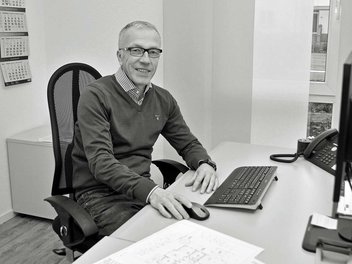 Porträt Herr Jürgen Klufmöller Herr Jürgen Klufmöller